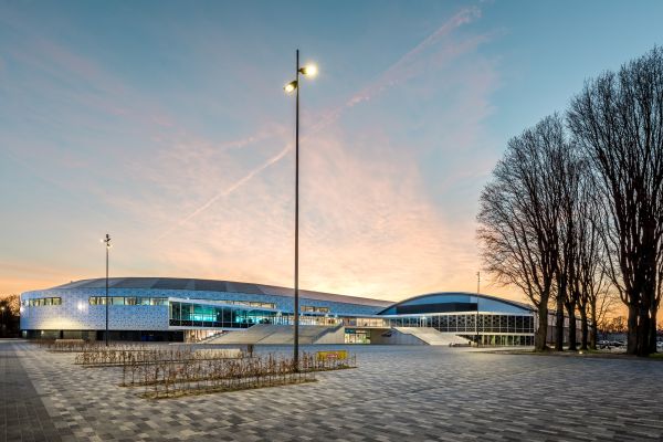 THialf buiten.jpg